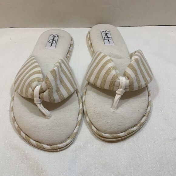 Jessica Simpson XL (9-10) house slippers - Picture 3 of 6